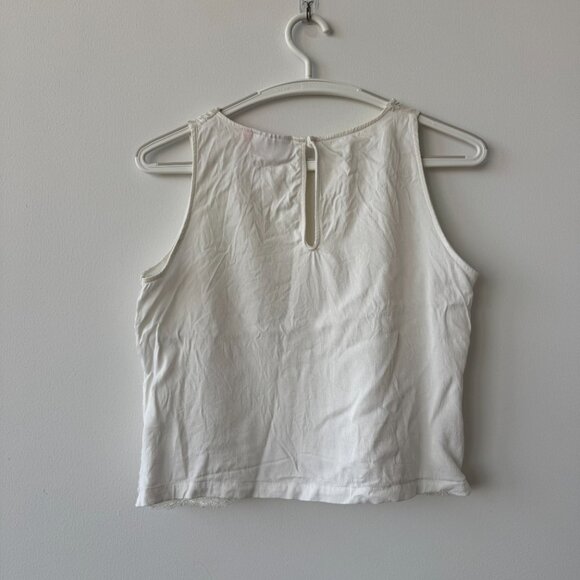 Embrodeired white tank top size 2 - Picture 6 of 6